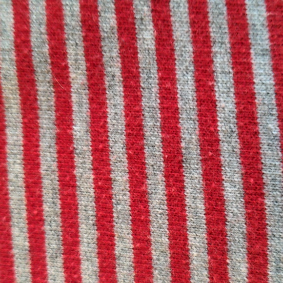Fred Perry Sweatshirt Red and Grey Stripe XS but fits like a S - Picture 4 of 5